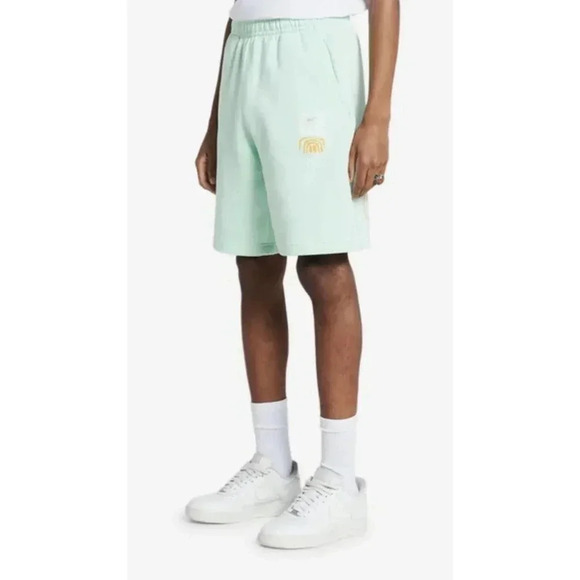 NIKE Men's Mint Green Club Spring Break Fleece Shorts Size Large - Picture 1 of 5